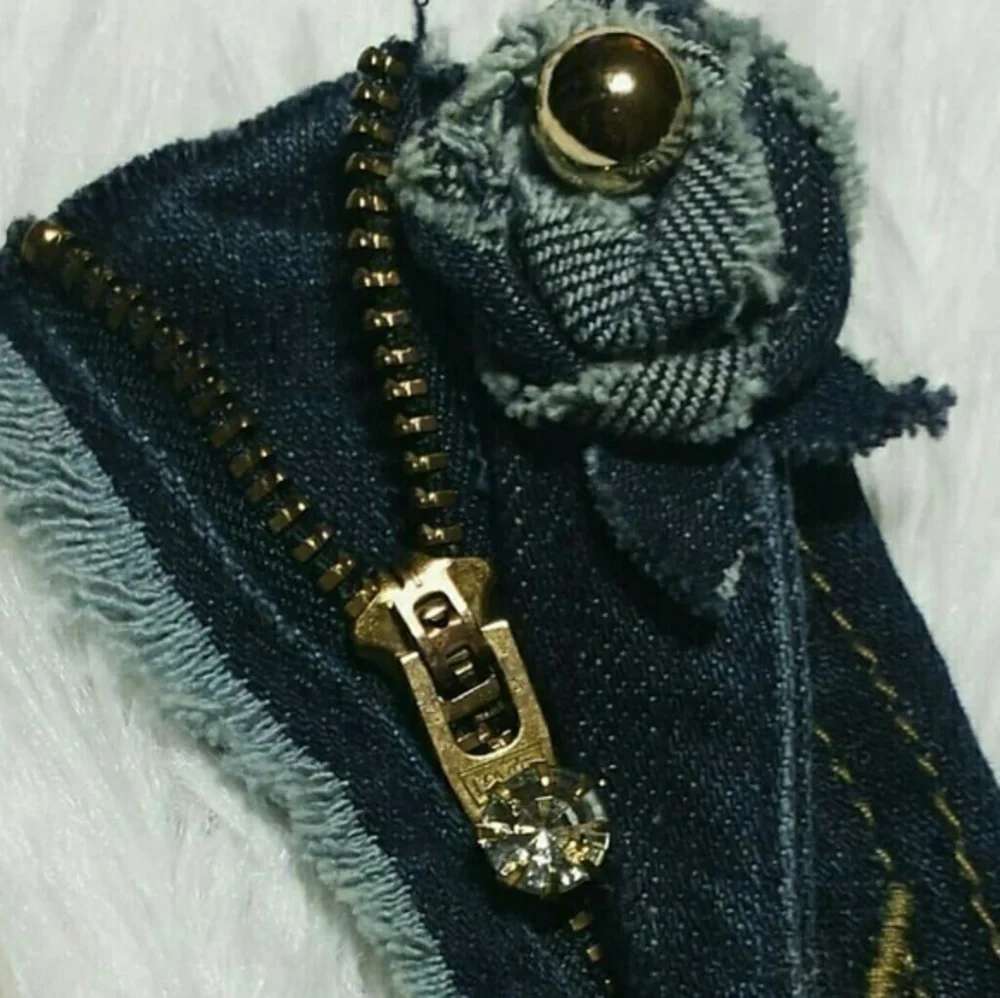 Raw Edge Distressed Levis Denim 